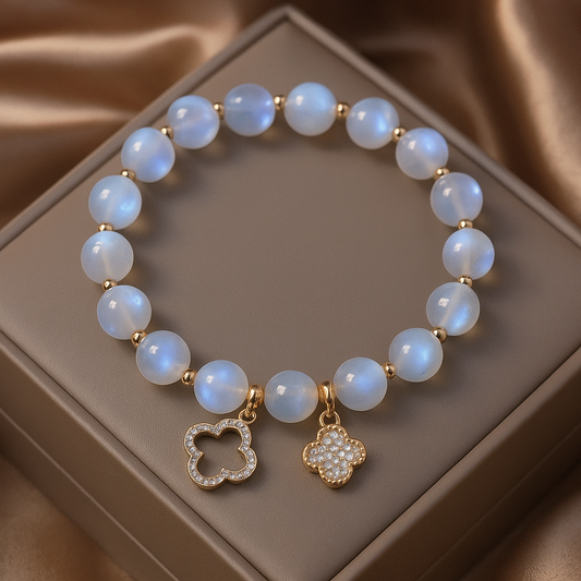 White Pearl Clover Bracelet Silver Plated